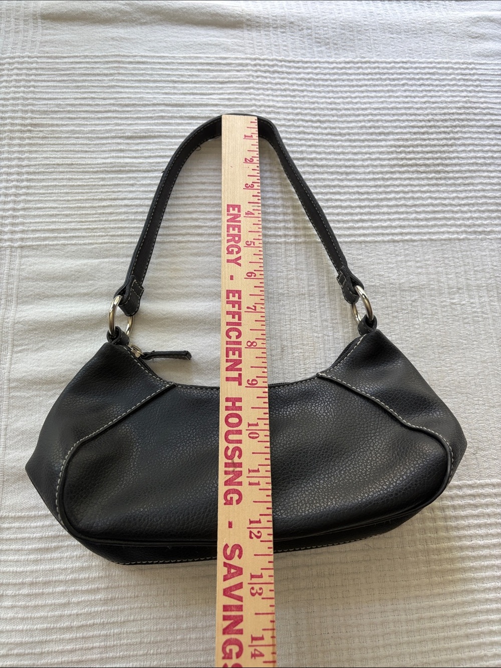 Tommy Hilfiger Black Leather Shoulder Bag - Picture 5 of 5
